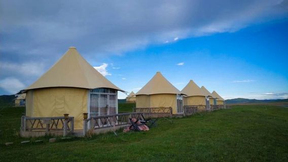 a ba tian bian yun duan zi jia zhang peng ying di