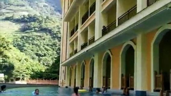 Yuanjiang Hot Springs