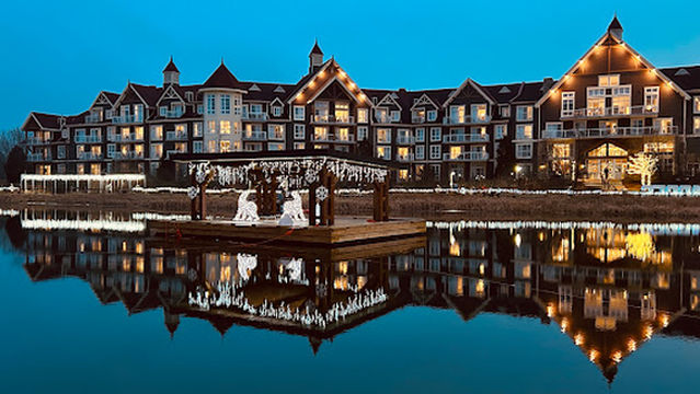 Blue Mountain Village