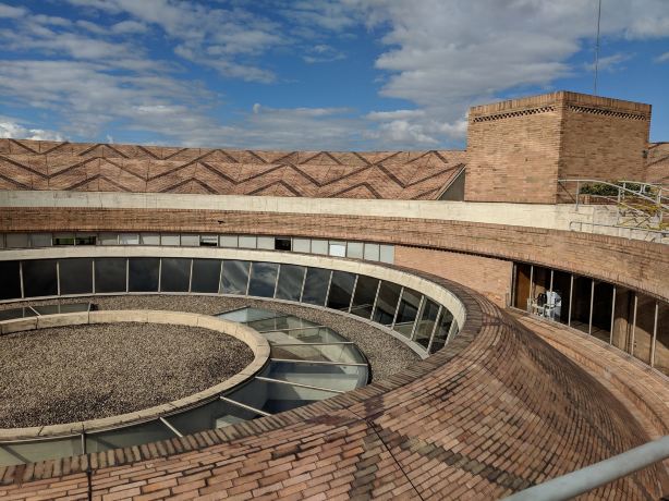 Biblioteca Pública Virgilio Barco