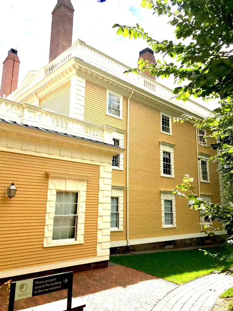 Hotels near Nightingale-Brown House