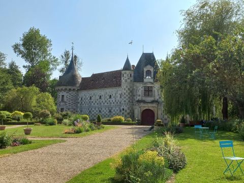Chateau de Saint-Germain-de-Livet