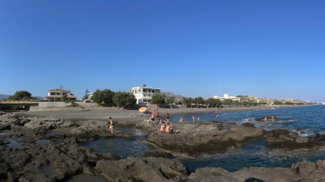 Hotel dekat Agios Andreas Beach