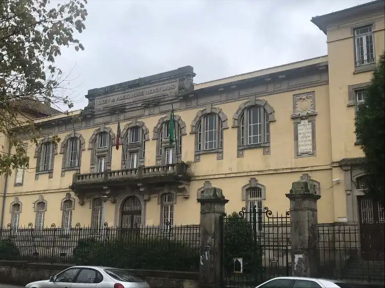Hotels in der Nähe von Escola Secundária Alexandre Herculano Building