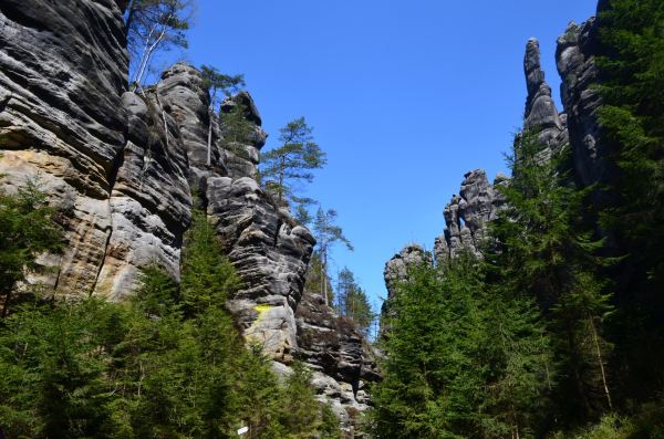 Teplicke skaly