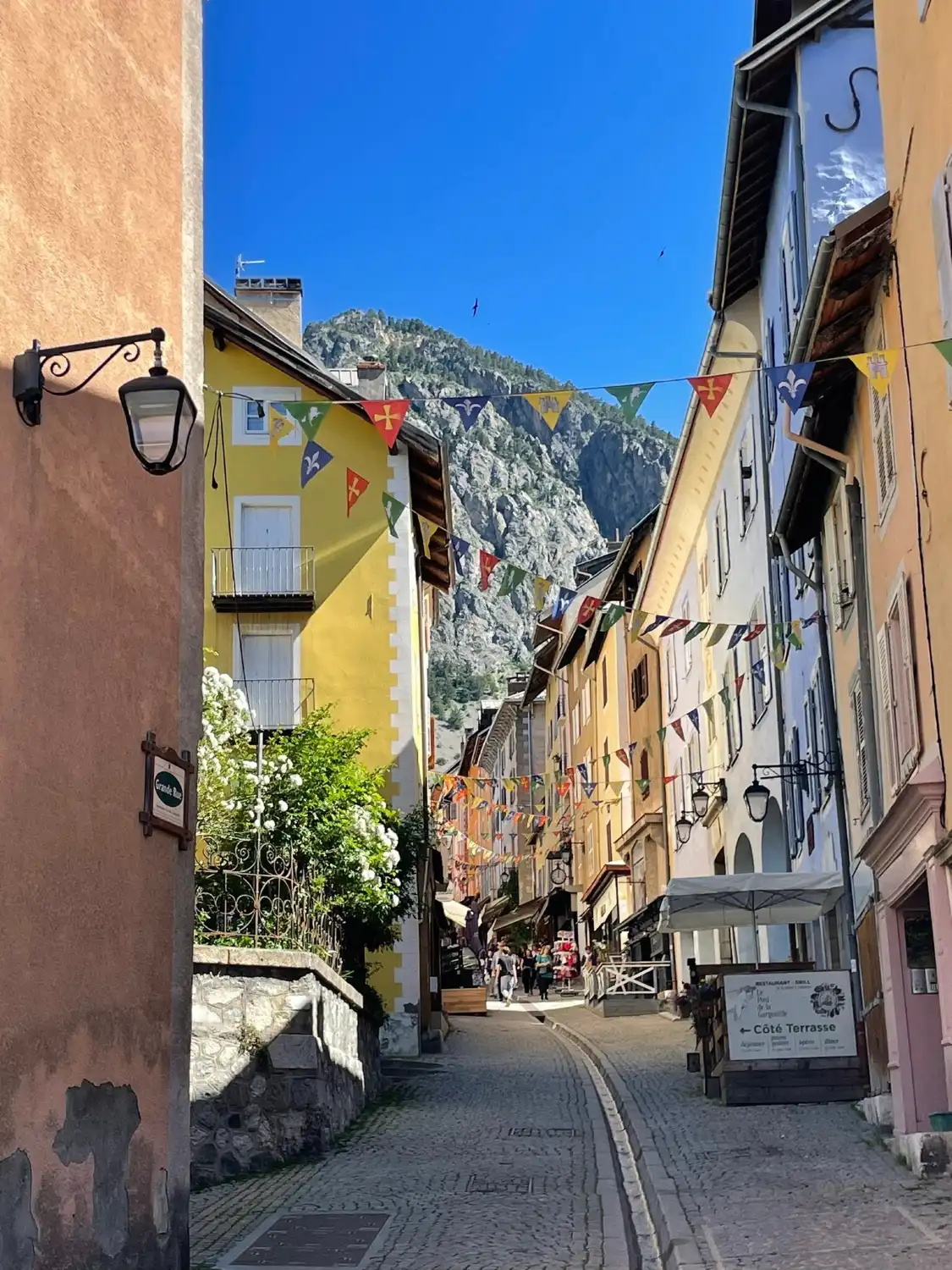 Hotels near Cite Vauban