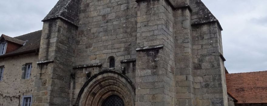 Eglise de Saint-Priest-Ligoure
