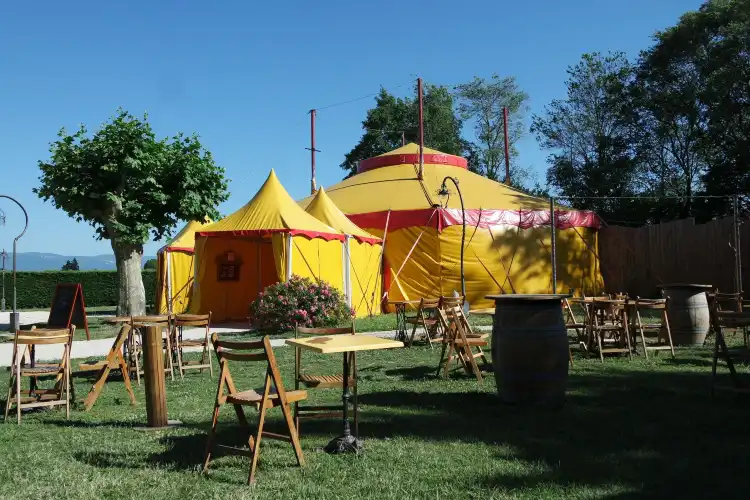 Hotels in Chateauneuf-sur-Isere