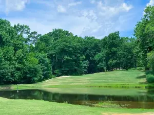 Pine Ridge Country Club