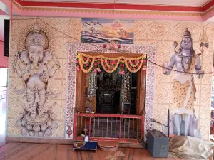 charbhuja mandir