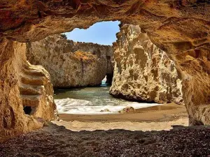 Papafragas Beach