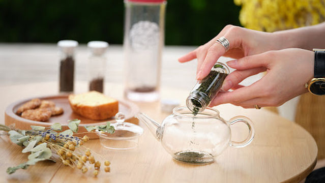Tea room between the sea and Mt. Fuji (Mt. Fuji Marumo tea garden)