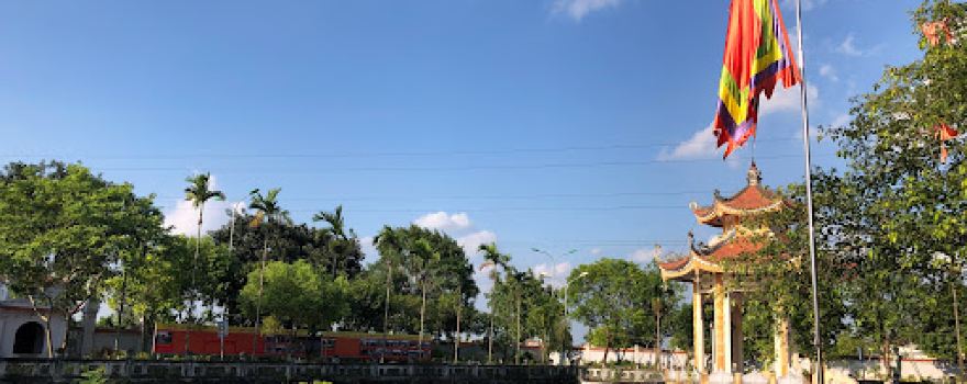 Đền Bia