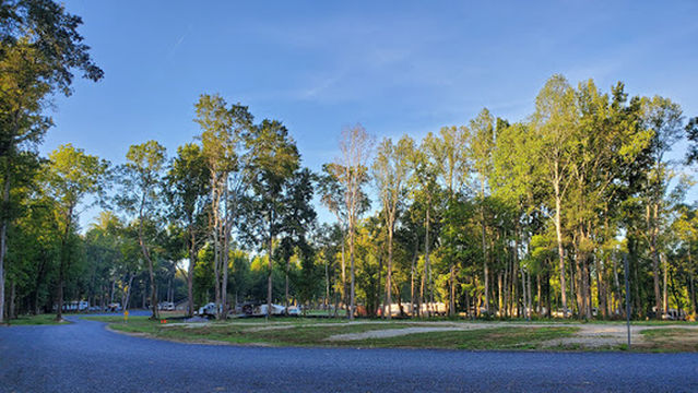 411 River Rest Campground