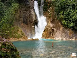 Air Terjun Sipagogo