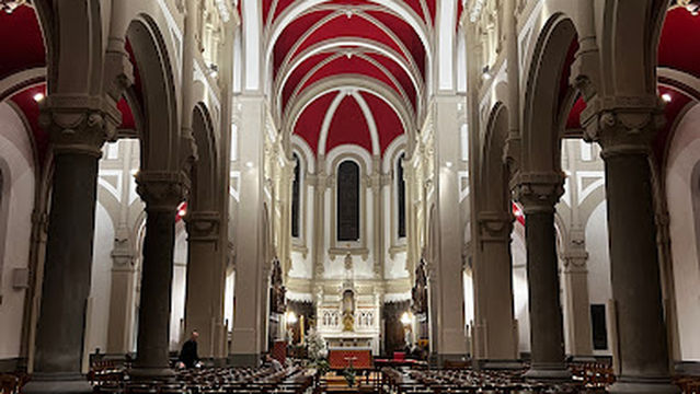 Saint Callista Catholic Church at Lambersart, Parish of the Holy Trinity