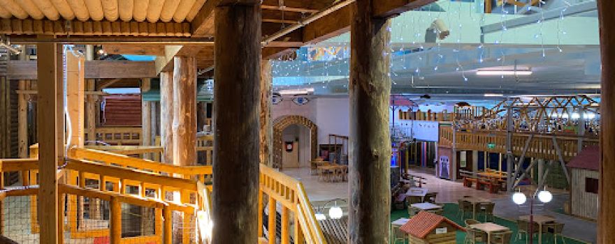 Spassi Freizeitpark mit vielen Gastro und Spielbereichen