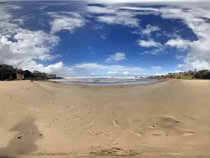 Uvongo Pier