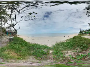 Pantai Tenda Biru