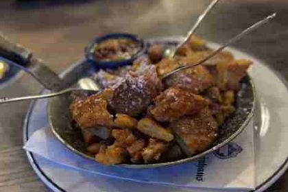 WEISSES BRÄUHAUS IM TAL