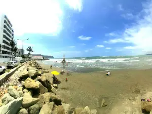 Faro de Bahía de Caráquez
