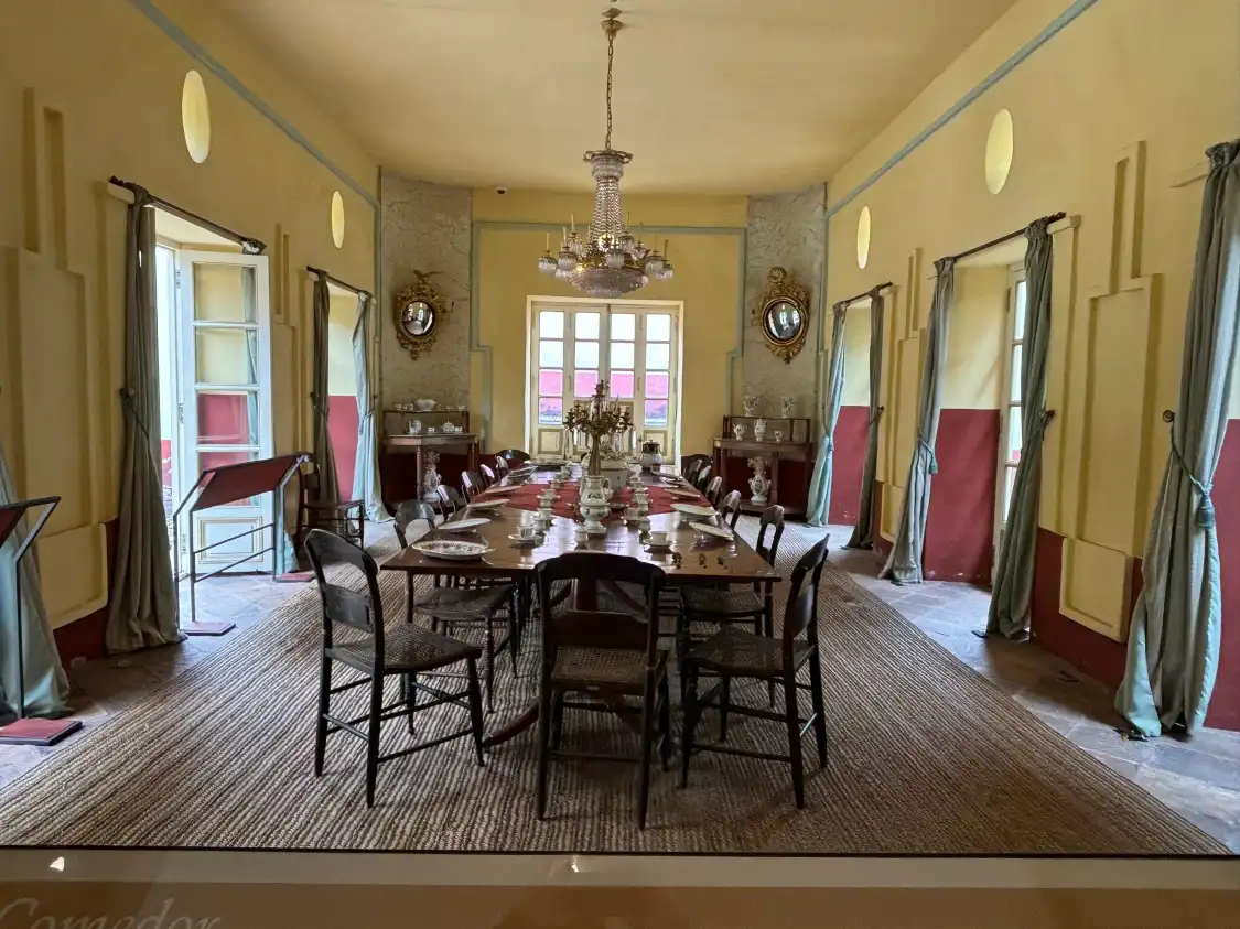 Отели рядом с достопримечательностью «Casa Museo Quinta de Bolivar»