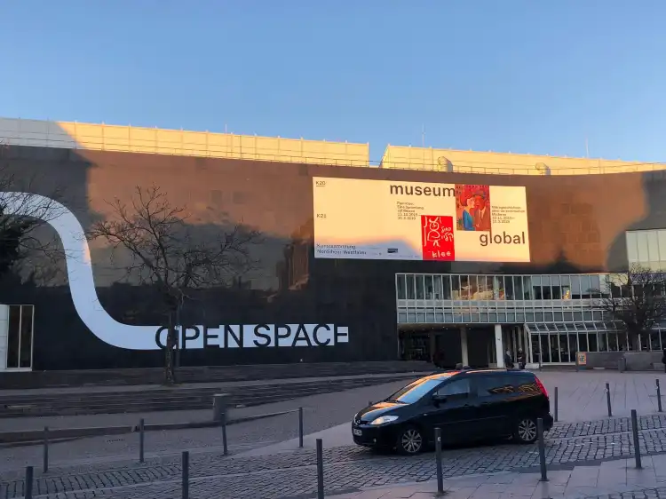 Hotel dekat Kunsthalle Düsseldorf