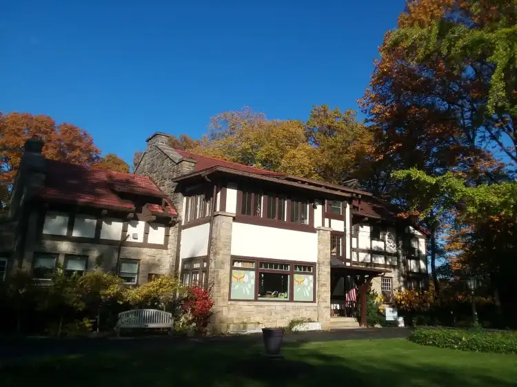 Hotels in Shaker Heights