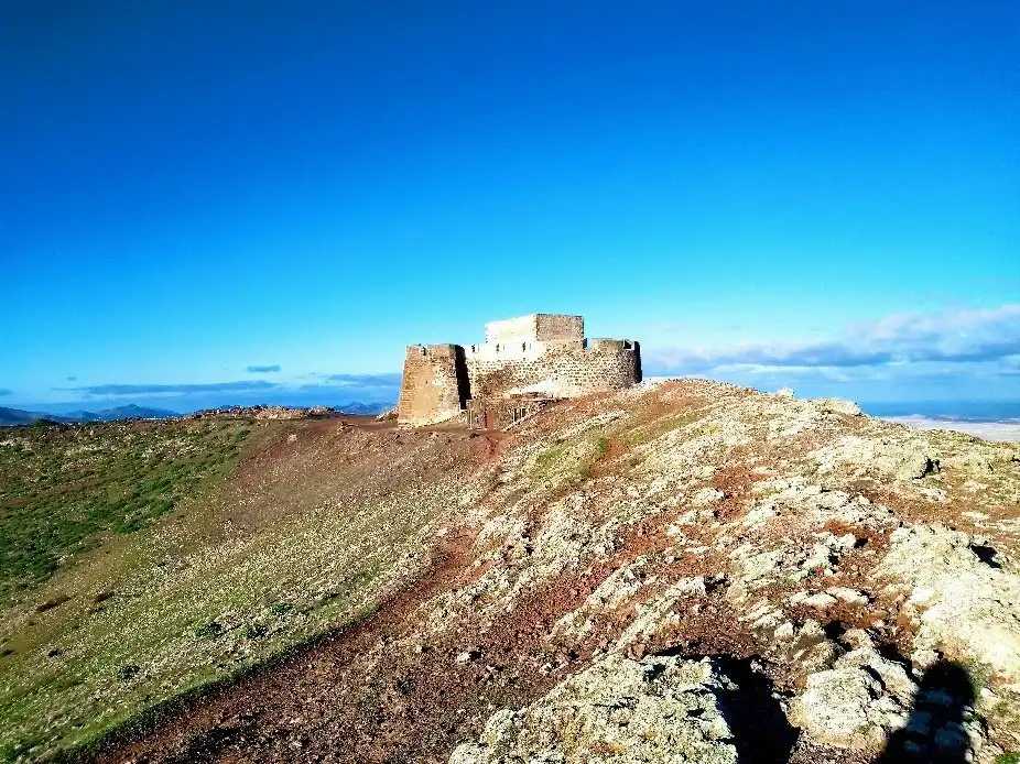 Hotels near Castillo de Santa Barbara