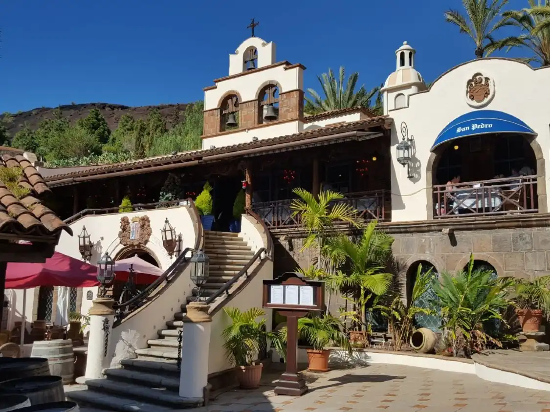 Hotels near Meson el Monasterio