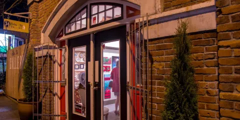 Golden Otter Gallery