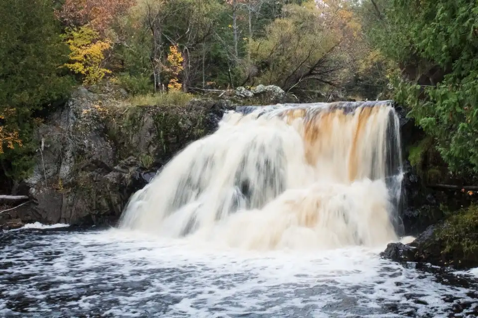 1_Interstate Falls
