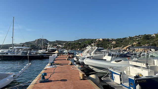 YACHT CLUB PUNTA SARDEGNA