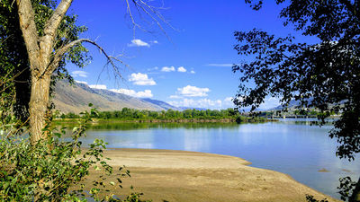 Overlanders Park