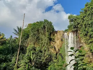 Air Terjun Tapak Gedung