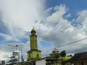 Masjid Al-Akbar