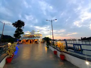 Badal Mahal