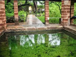 Garam Panyache Kund, Rajwadi