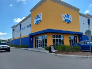 Crunch Fitness - Cape Coral