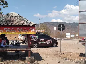 Warung Perbatasan