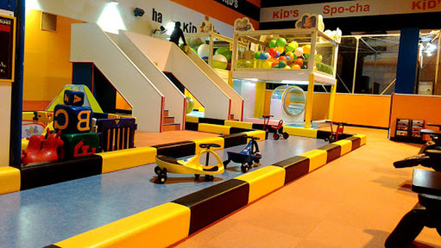 Round One Stadium Miyazaki shop