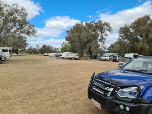 Barcoo River Camping Area Blackall