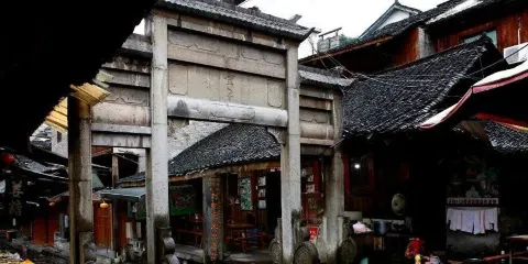 芙蓉古鎮-貞節牌坊