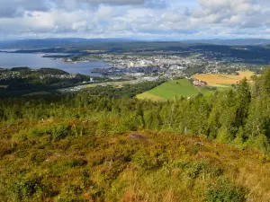 Oftenåsen Parking & Trail Access