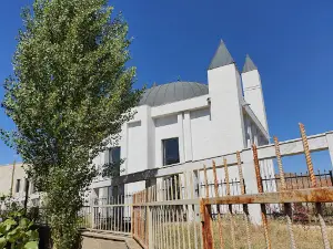 Fatma faik gökçe camii külliyesi