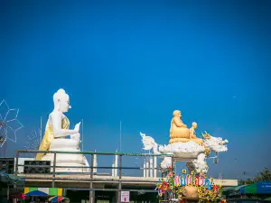 Wat Si Yaek Charoenporn