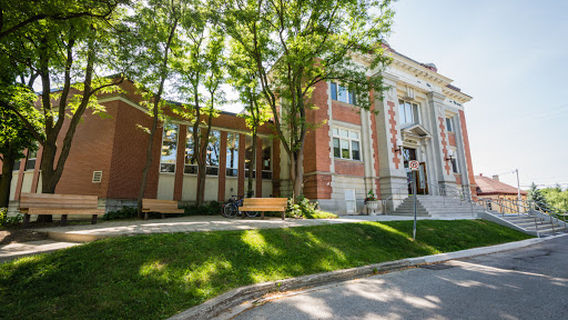 Stratford Public Library