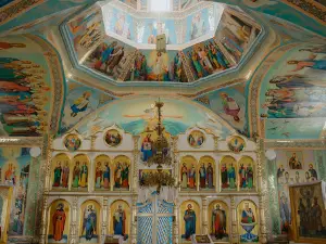 Biserica „Acoperământul Maicii Domnului”