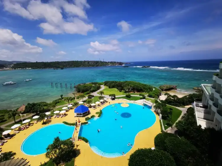 Các khách sạn gần Manza Beach