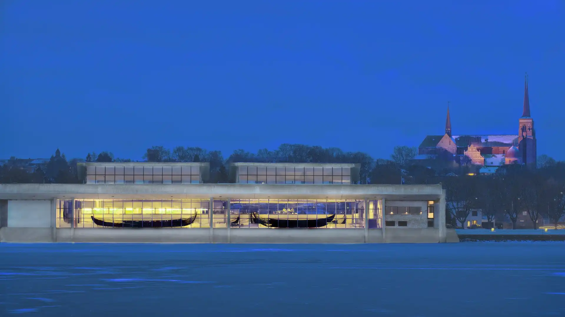 Hotels near Viking Ship Museum